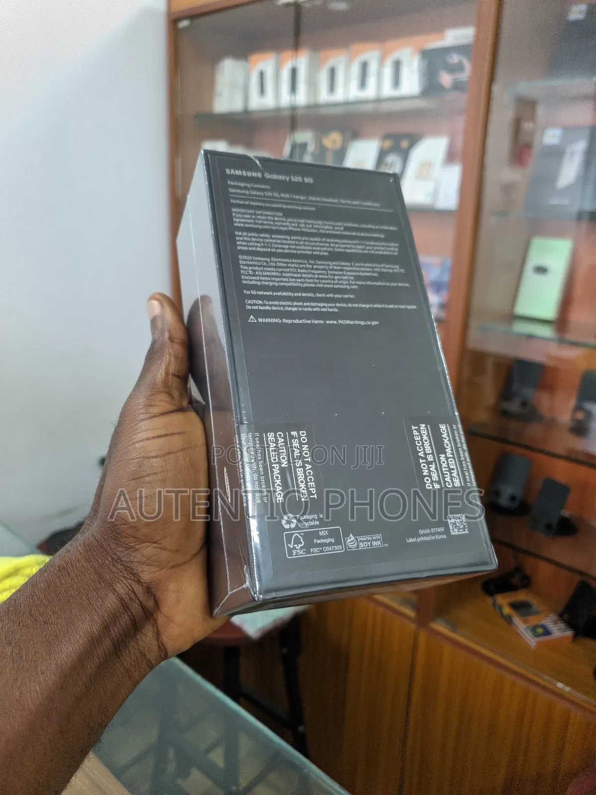 New Samsung Galaxy S20 128 GB Black