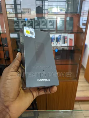 New Samsung Galaxy S23 128 GB Black