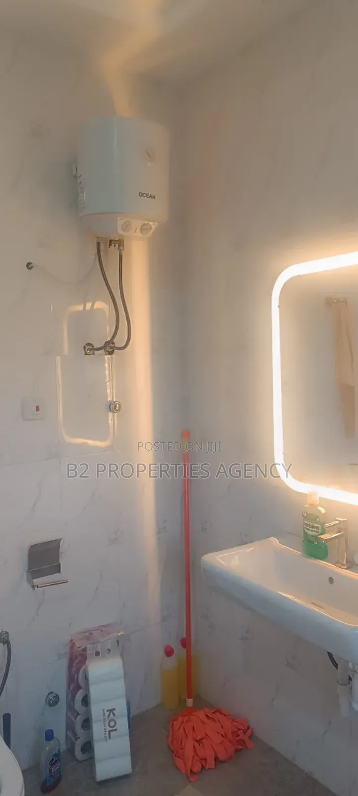 Furnished 6bdrm Mansion in B2 Properties Agency, Kumasi Metropolitan