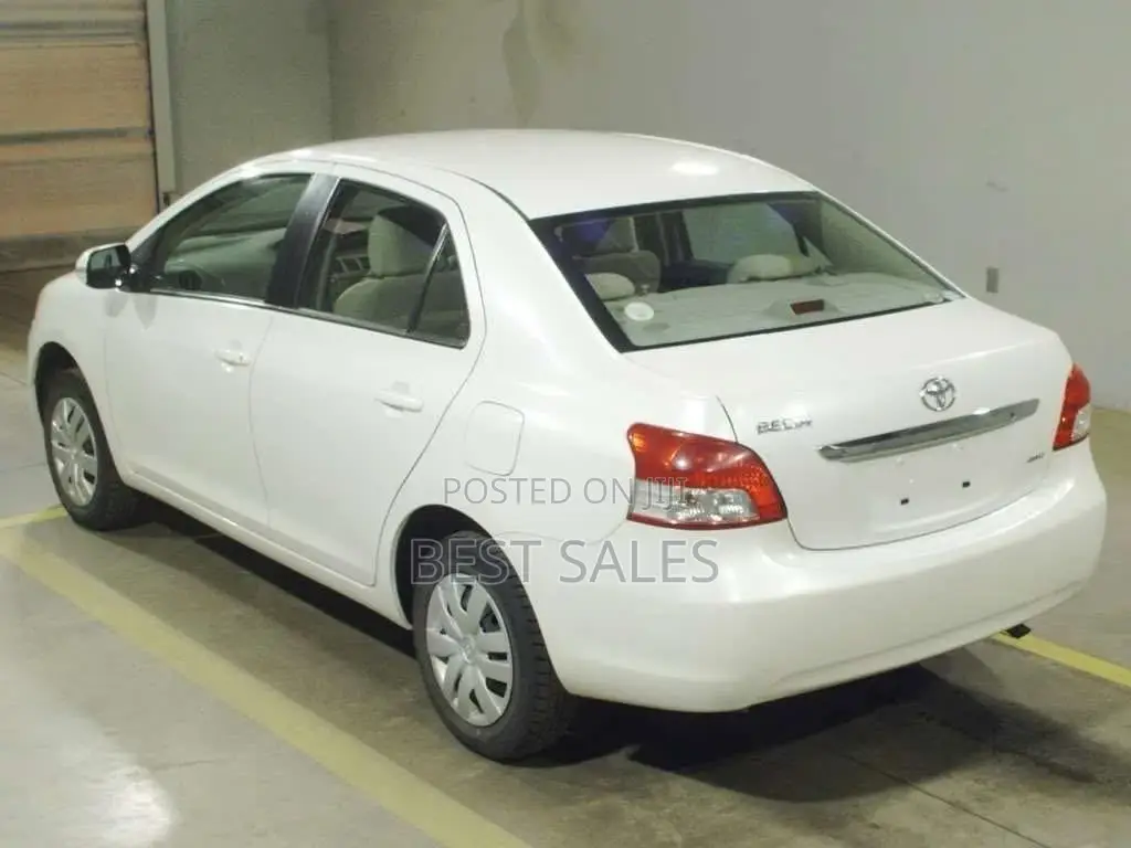 Toyota Belta 2010 White