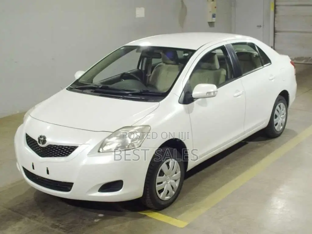 Toyota Belta 2010 White