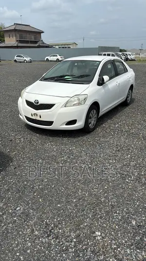 Toyota Belta 2010 White