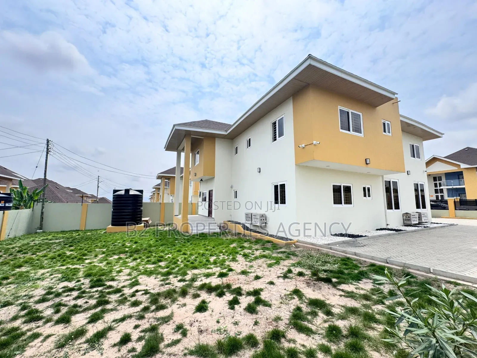 4bdrm Mansion in B2 Properties Agency, Accra Metropolitan for rent