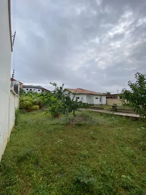 House and Land at Achiemota
