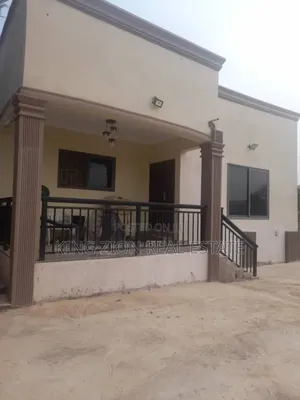 4bdrm House in King Zion Real, Awoshie for sale