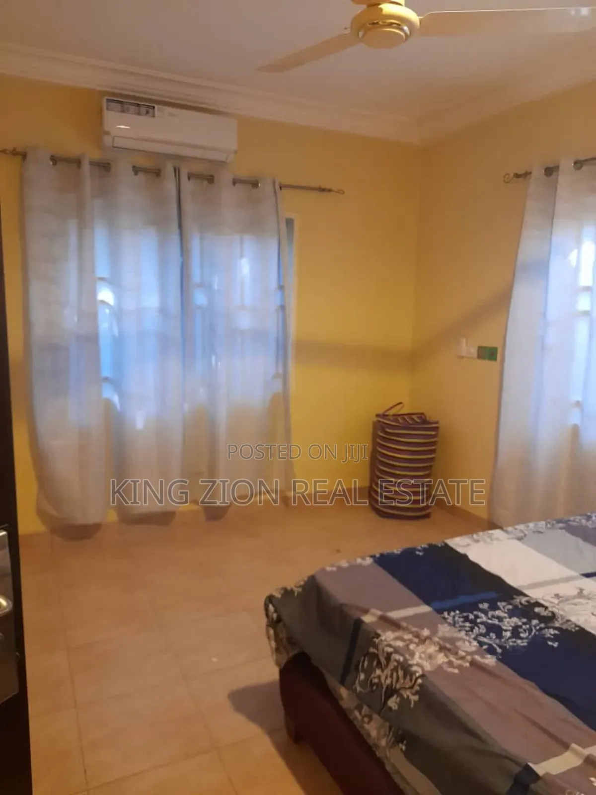 4bdrm House in King Zion Real, Awoshie for sale