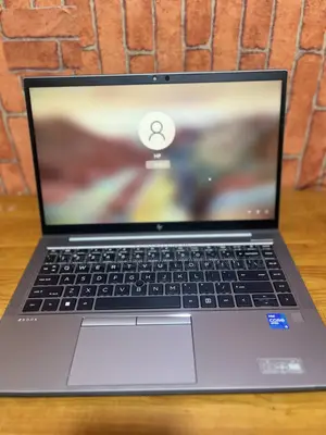 Laptop HP ZBook Firefly G8 16GB Intel Core I5 SSD 256GB