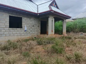 Uncompleted Four Bedrooms on Half Plot Abuakwa Koforidua