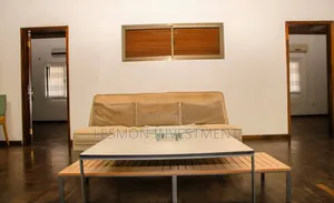 10bdrm House in Lesmon Investment, Takoradi for sale
