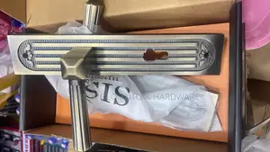 Sisley Italian Lock