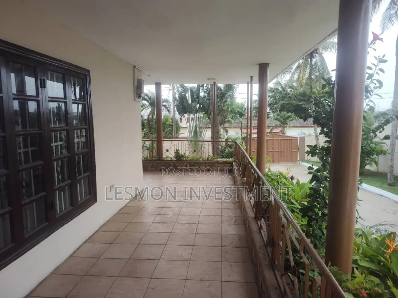 4bdrm House in Dzorwulu for rent