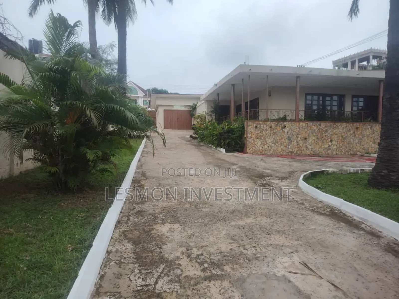4bdrm House in Dzorwulu for rent