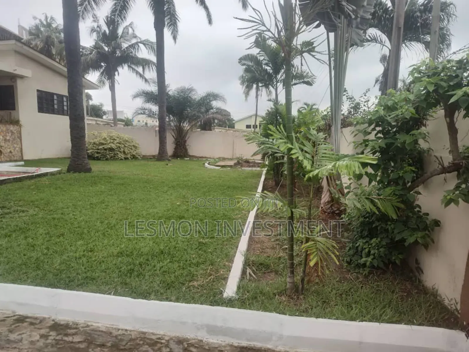 4bdrm House in Dzorwulu for rent