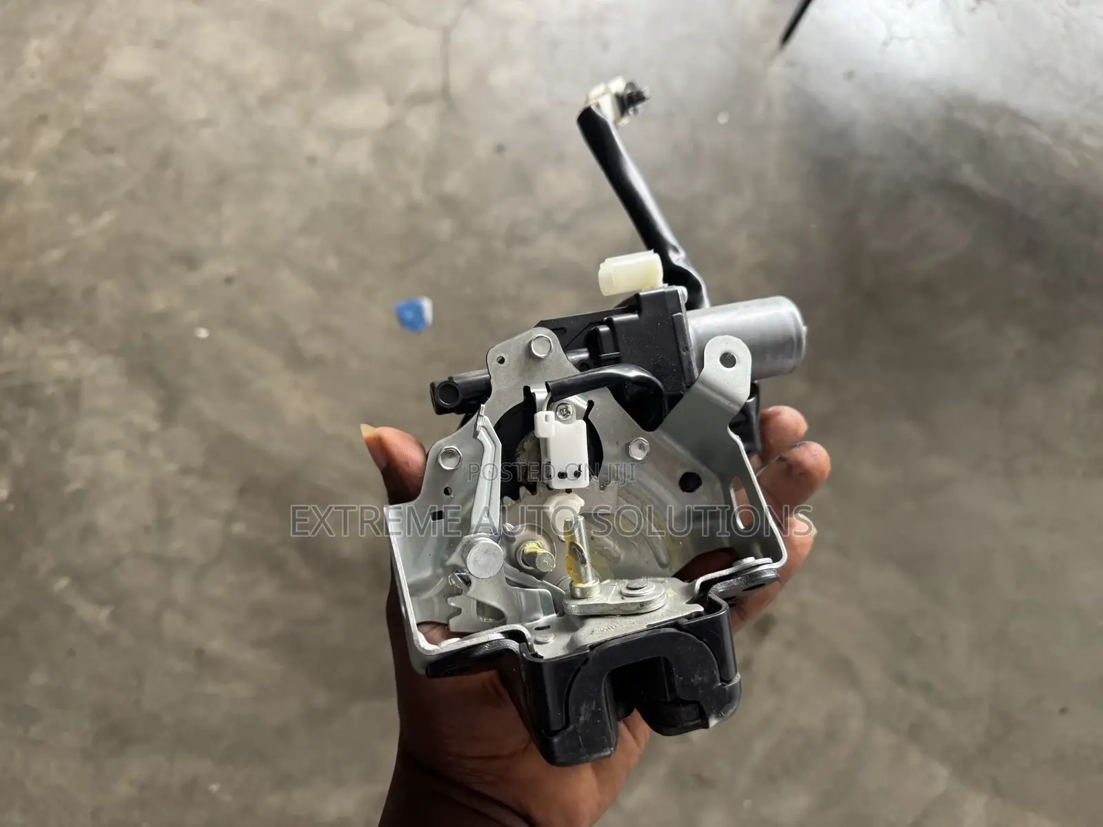 Genuine Oem Honda  Tailgate Latch Lock 2017-19 Crv 2018-19 Odyssey