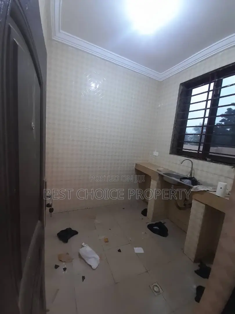 Chamber and Hall Sc for Rent at Teiman Abokobi