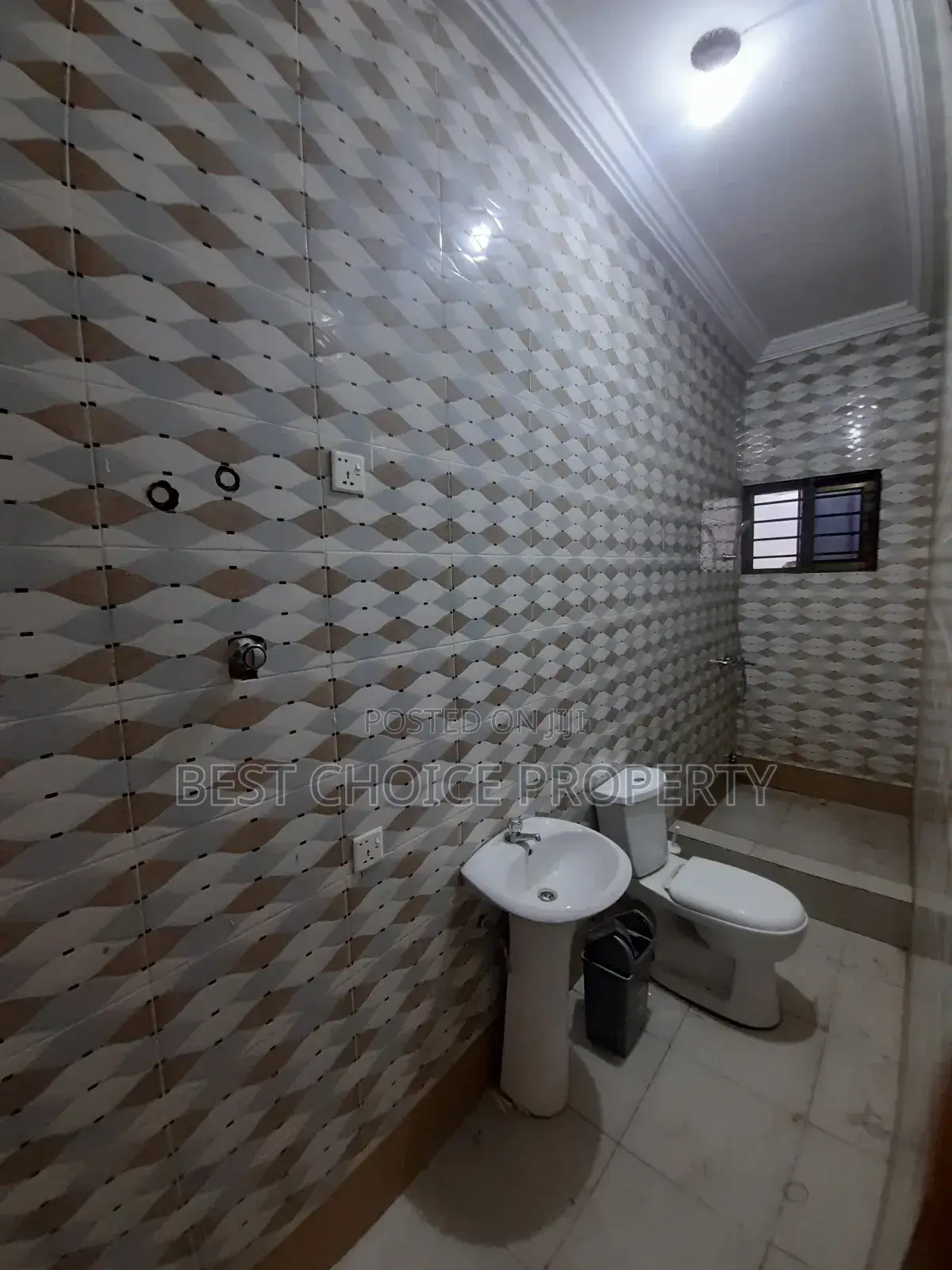 Chamber and Hall Sc for Rent at Teiman Abokobi