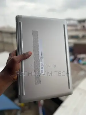 Laptop HP 15-Dw3031 12GB Intel Core I5 SSD 256GB