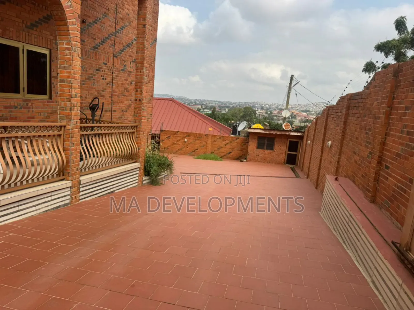 5bdrm House in Madev Realty, Tantra Hills for rent
