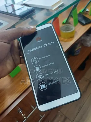 Huawei Y9 2018 128 GB Silver