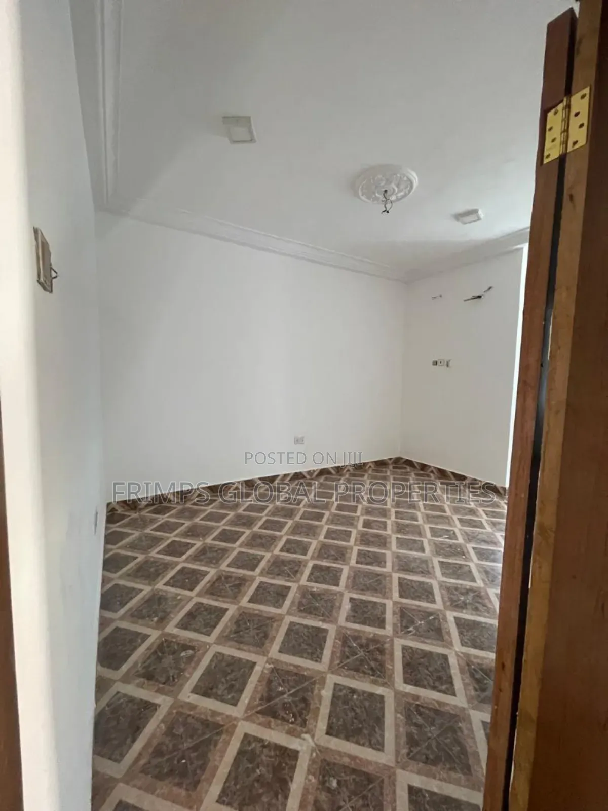 3bdrm House in East Legon for sale