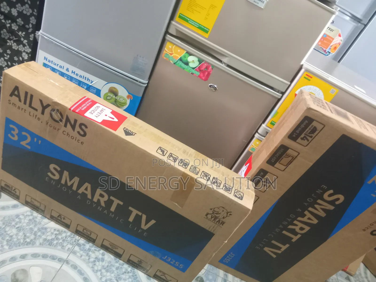 Pleasing, Generous Smart 32
