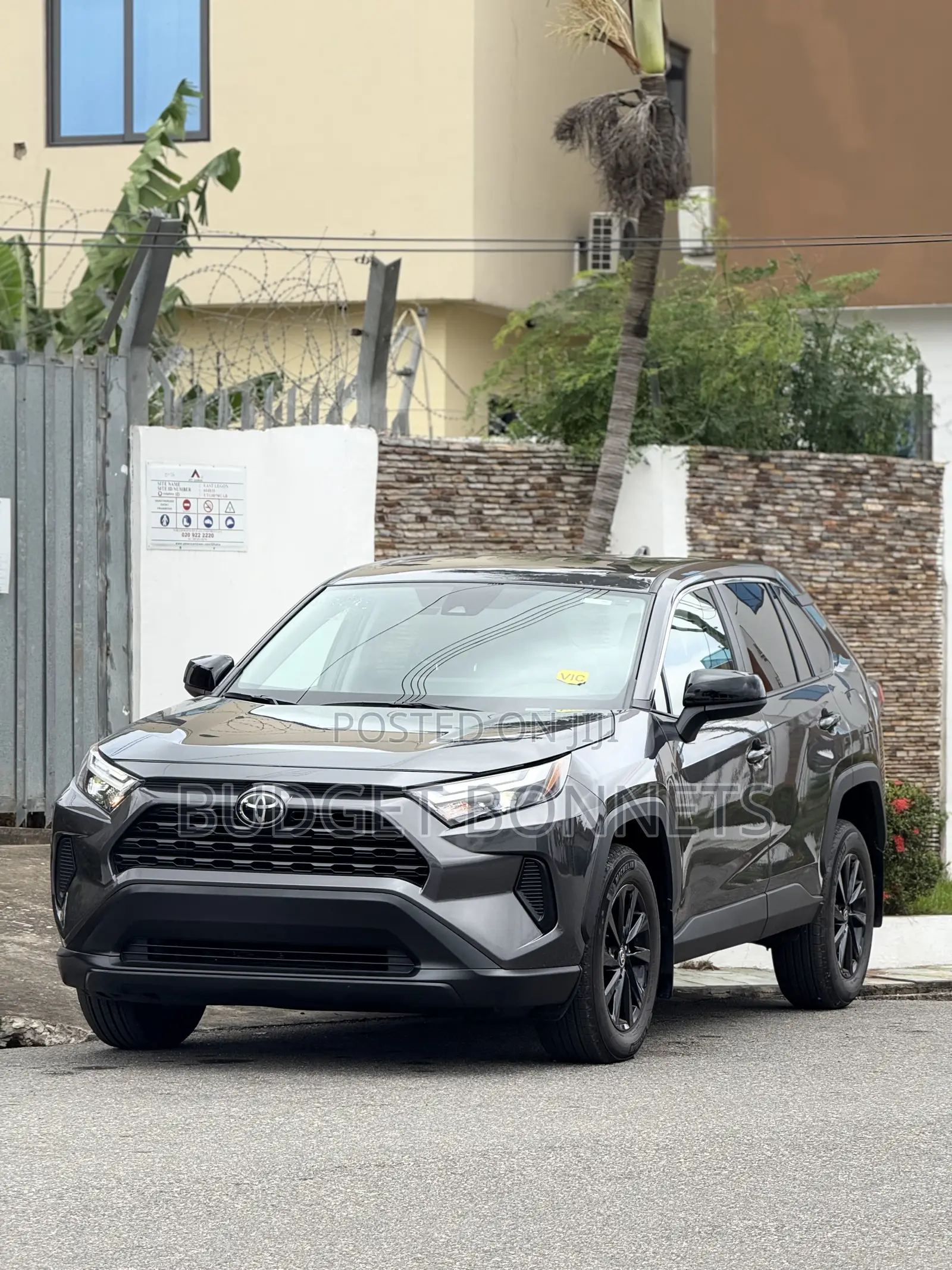Toyota RAV4 LE 2025 Gray