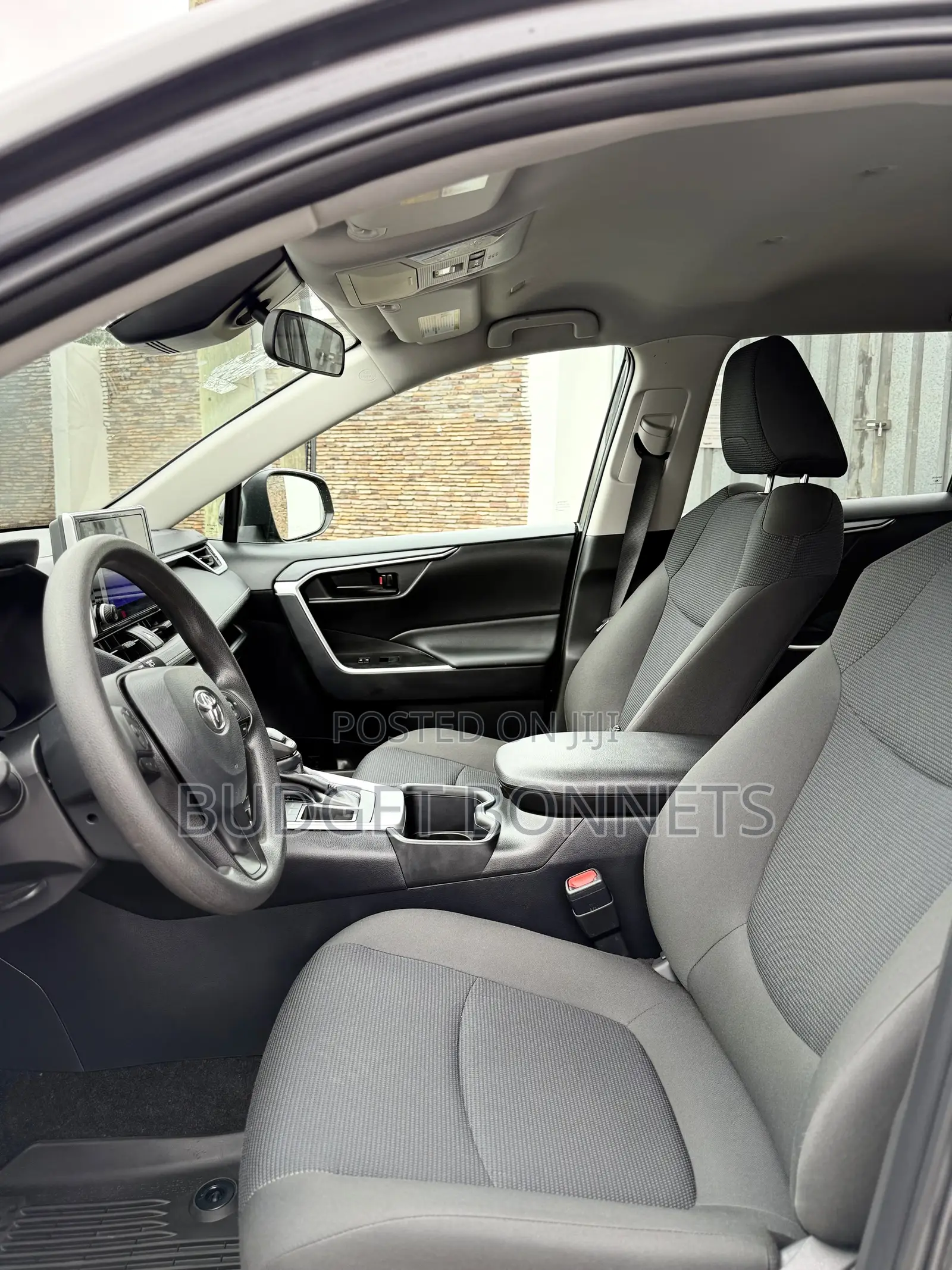 Toyota RAV4 LE 2025 Gray