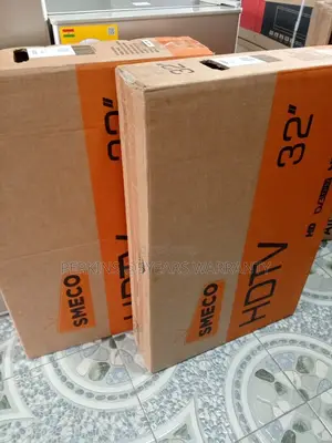 Smeco 32 Inches High-Definition Digital Broadcast Television