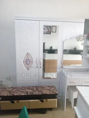 Judia Betel Wardrobe