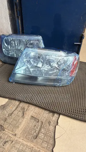 Jeep Grand Cherokee Headlight 2000,2001,2002,2003,2004,2005,2006