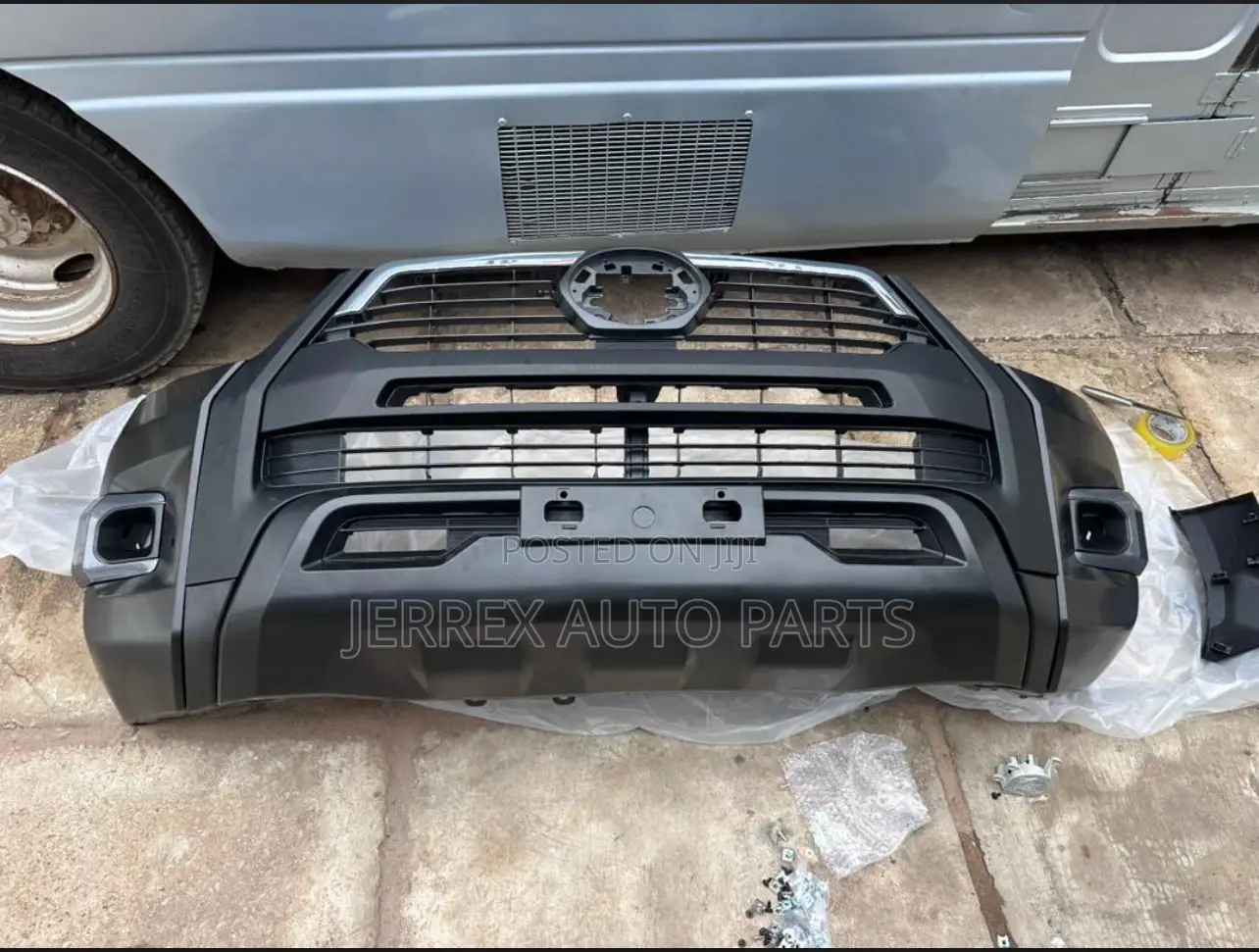 Toyota Hillux 2021-2025 Complete Bumper