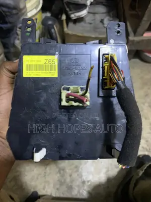 Hyundai Elantra 2011-2014 Aircondition and Hazard Switch.