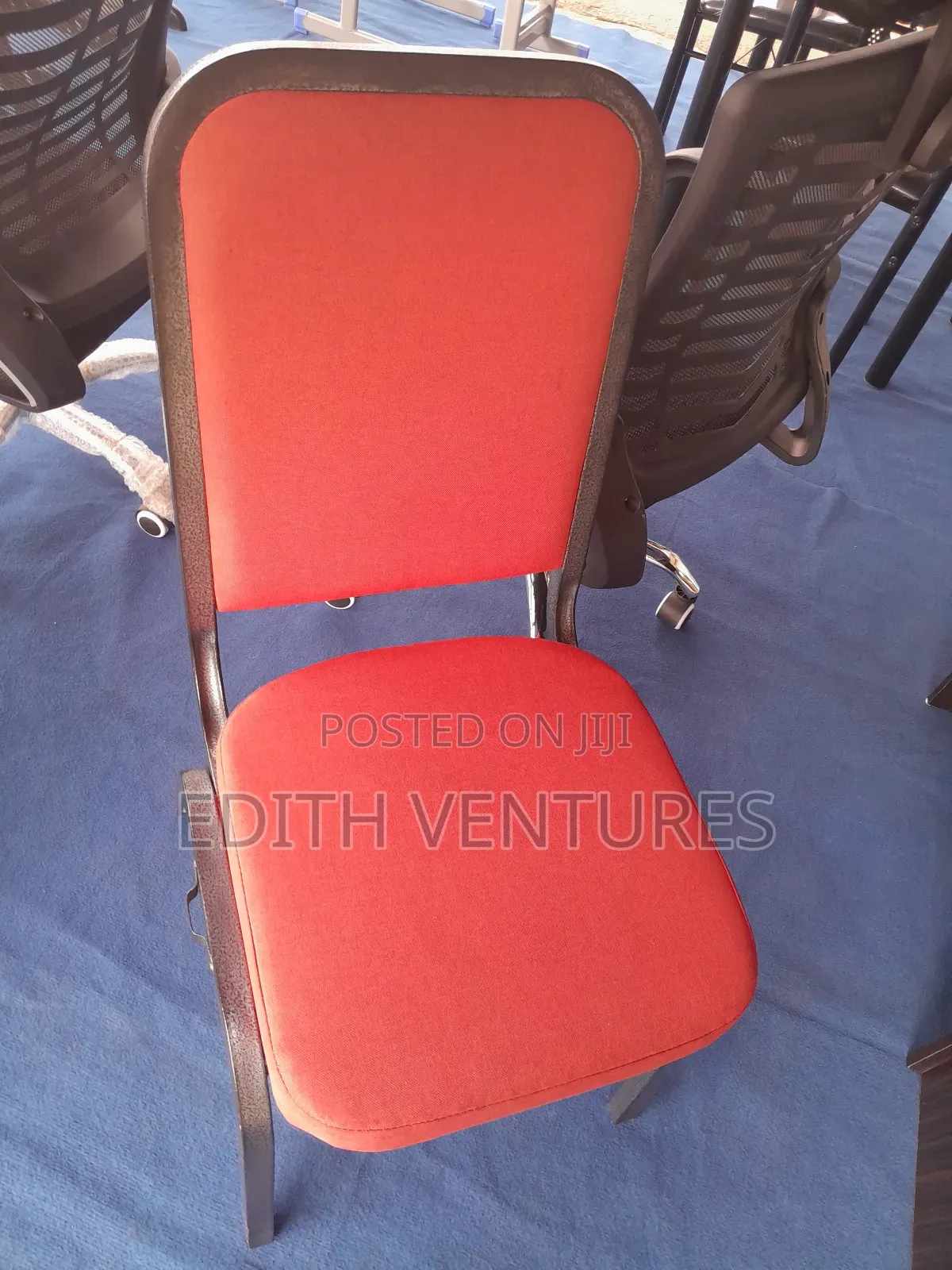 Shelves Chair