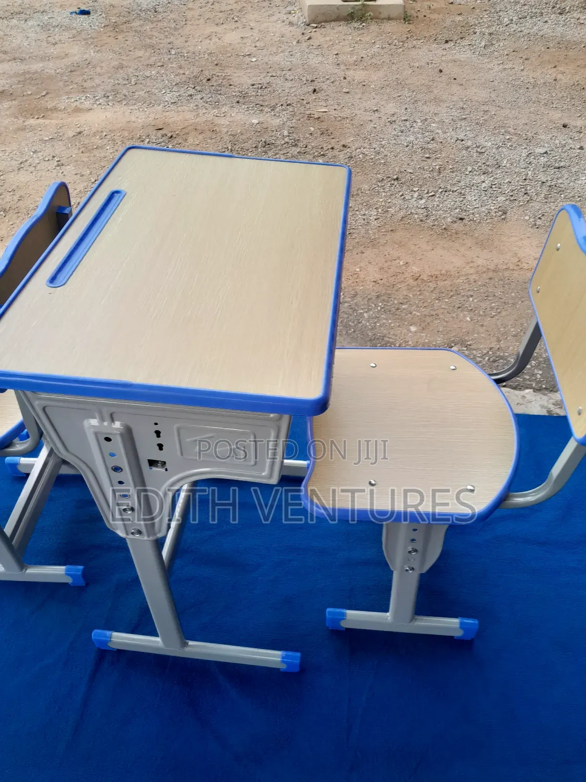 Bookdrive Study Desk