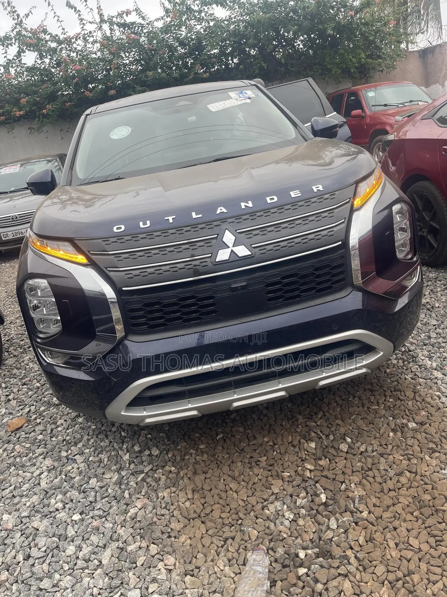 Mitsubishi Outlander 2018 Blue