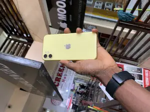 Apple iPhone 11 64 GB Yellow