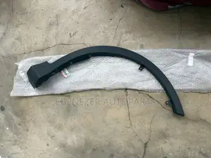 Toyota Rav 4 Fender Moulding Right 2013 2014 2015
