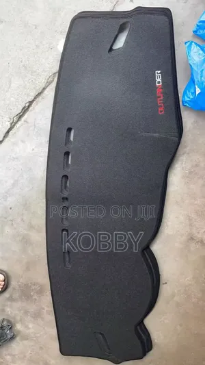 2016 -2021 Mitsubishi Outlander Dashboard Mat