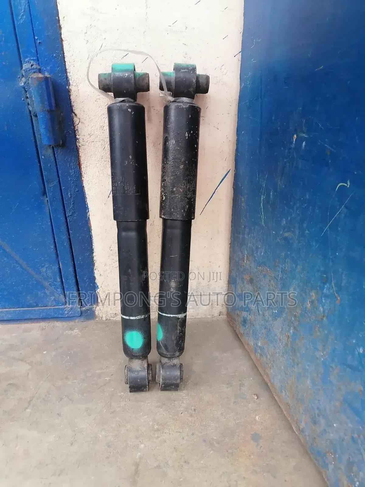 Toyota Sequoia 2014 Back Shocks Absorbers