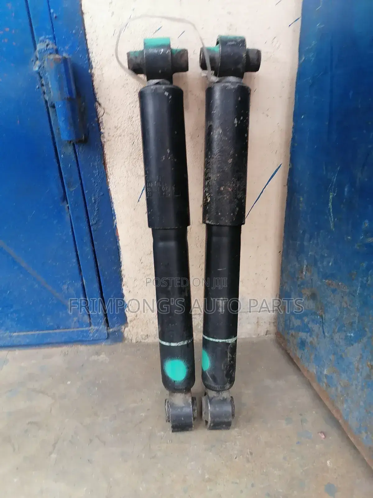Toyota Sequoia 2014 Back Shocks Absorbers
