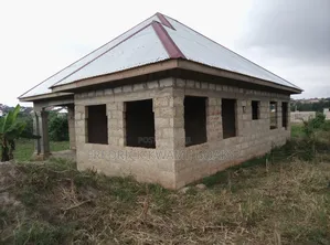 2bdrm House in Brother K Estate, Kumasi Metropolitan for sale