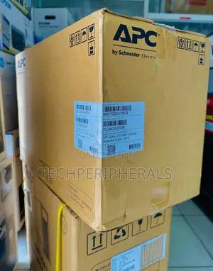 Apc Easy Ups SMV 3000va Universal Outlet, 230v Upc