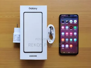 New Samsung Galaxy A70 128 GB Black