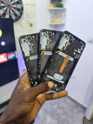 Samsung S22 Plus Screen