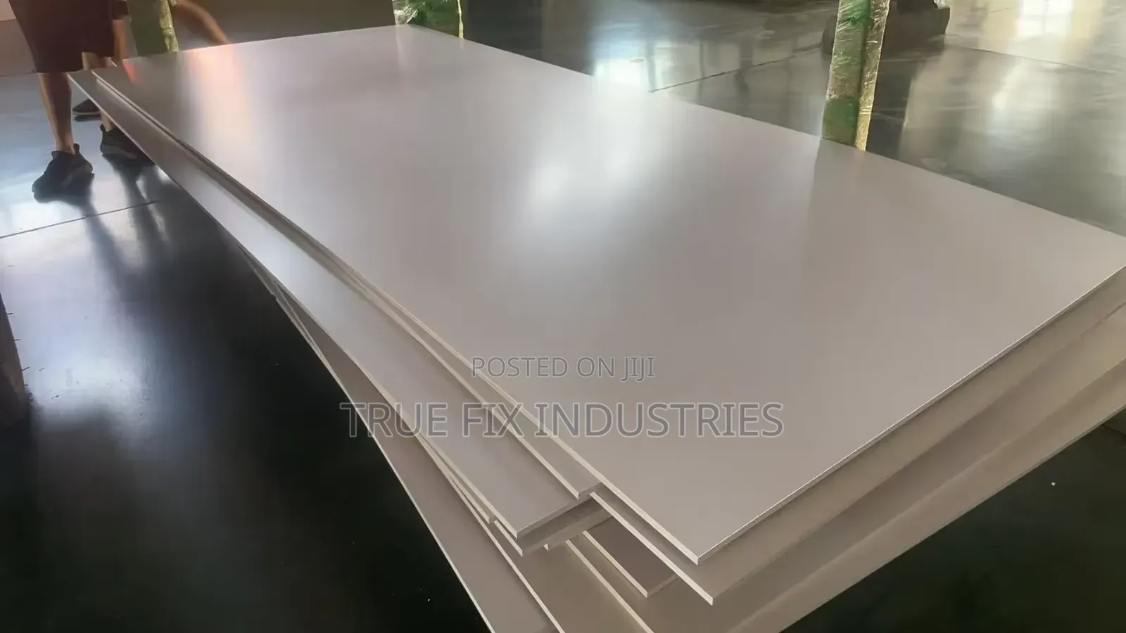 PVC Foam Board (122cm × 290cm)