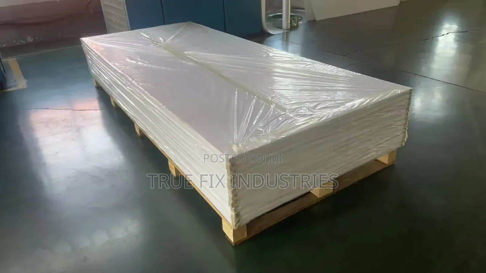 PVC Foam Board (122cm × 290cm)