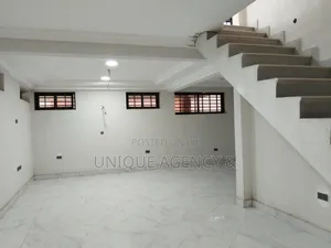 4bdrm Duplex in East Legon for rent
