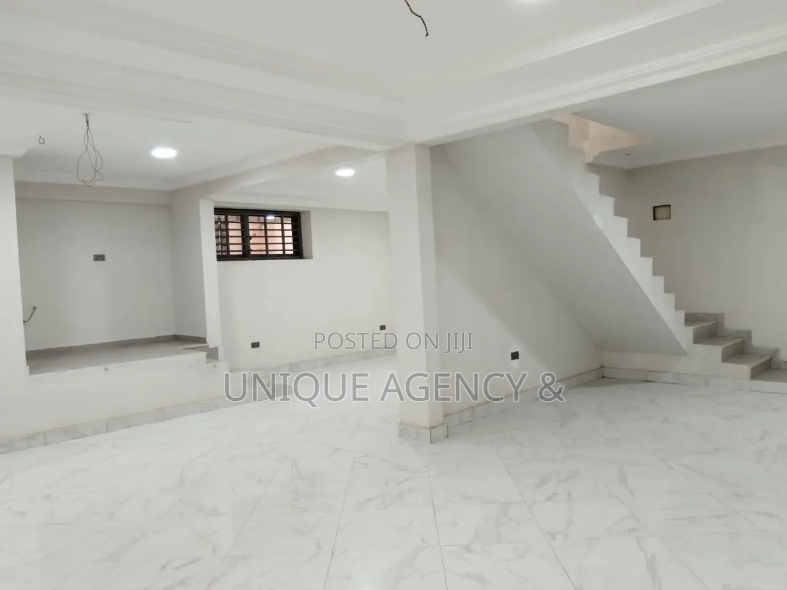 4bdrm Duplex in East Legon for rent