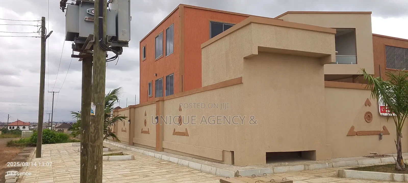4bdrm Duplex in East Legon for rent