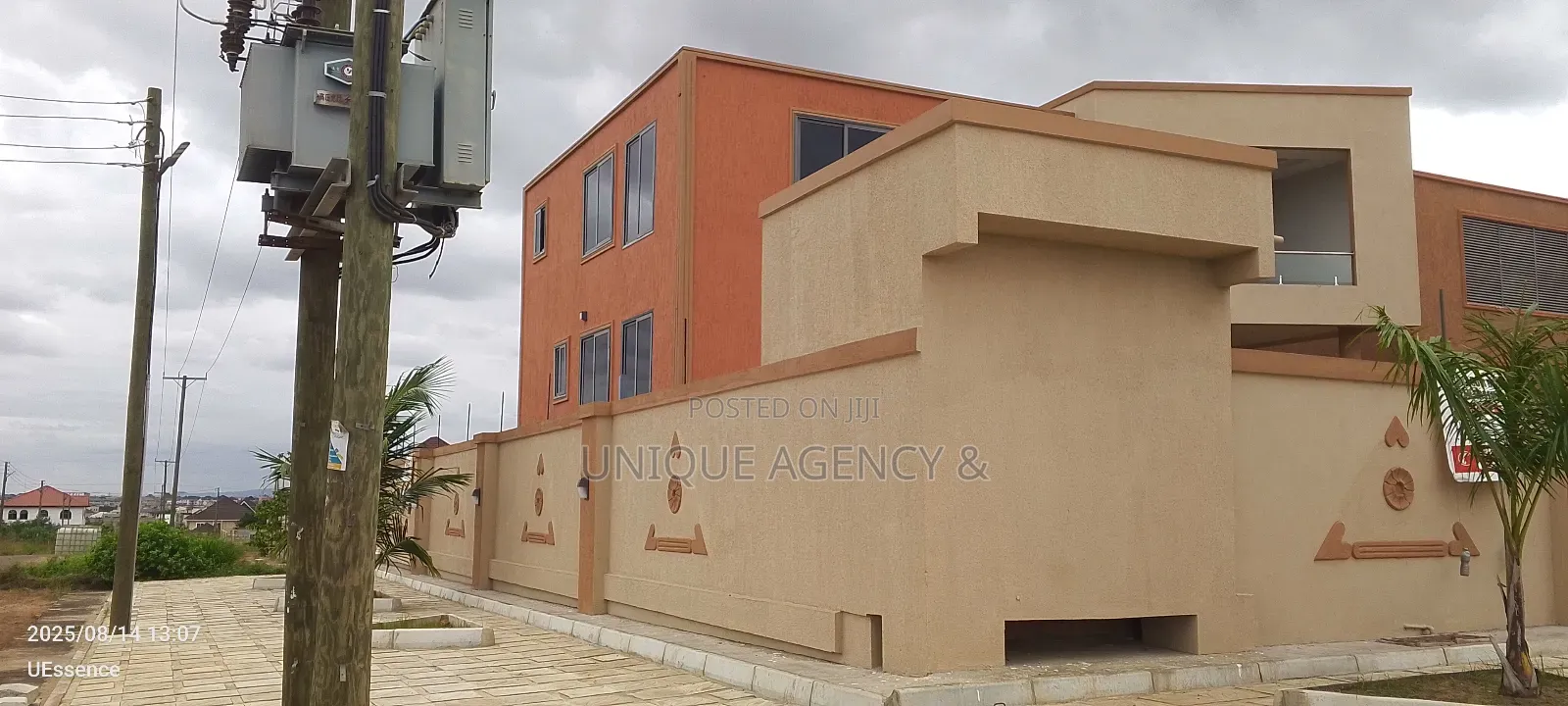 4bdrm Duplex in East Legon for rent